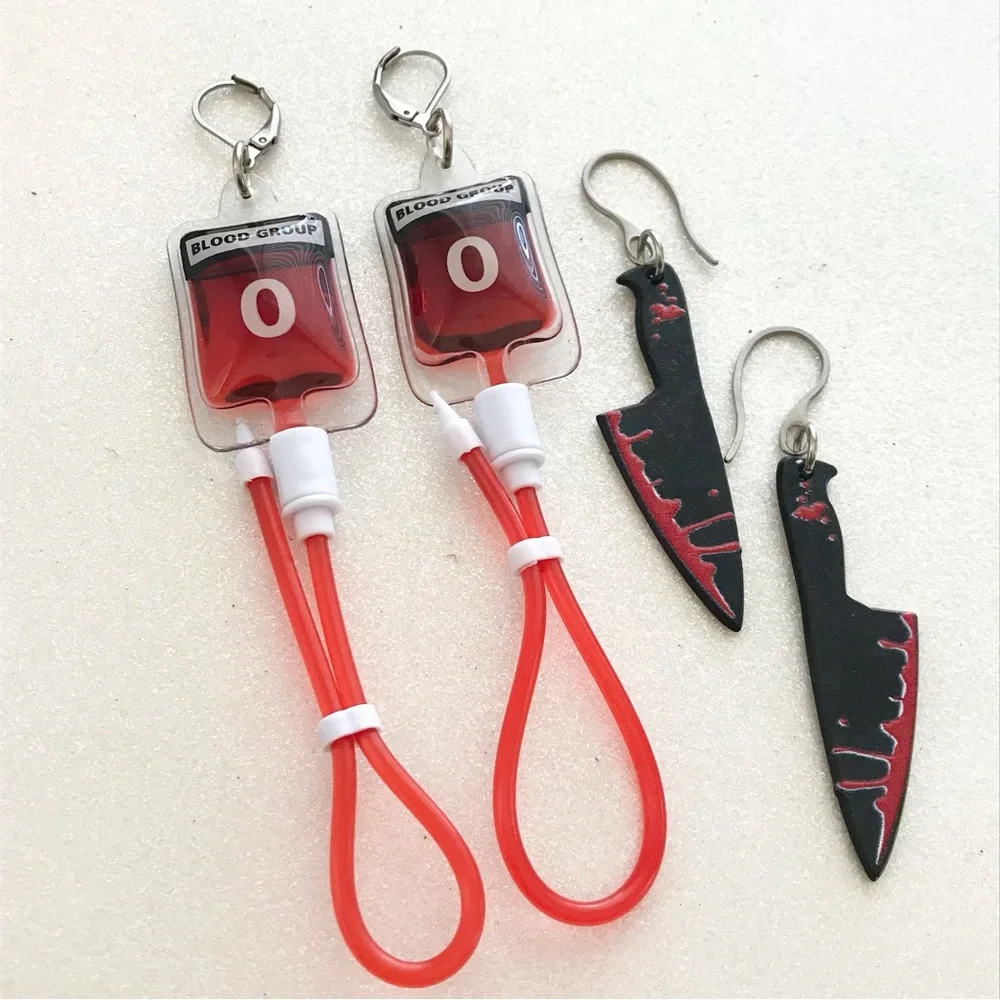 🆕 Blood Bag Type O and Bloody Knife Earrings - Picture 2 of 4